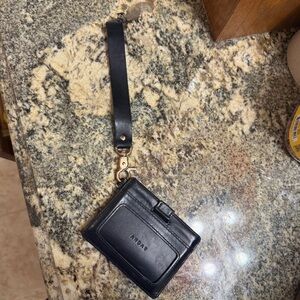 Andar Black Leather Wristlet Wallet